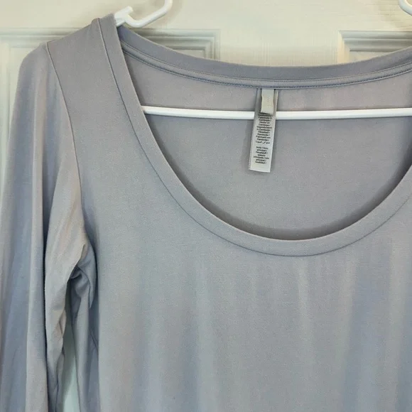 SKIMS Scoop Neck Sleep Set With Shorts In Zen Blue Size Medium - Picture 6 of 14